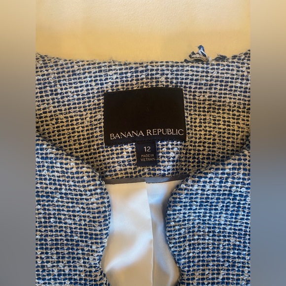 Banana Republic Scalloped Front Tweed Jacket LIKE NEW - Picture 2 of 5